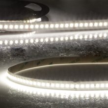 LED HEQ840 flexibilis szalag 200 Lumen/W, 24V, 9W, IP20, 4000K, 179 LED/m