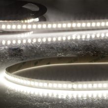 LED HEQ840 flexibilis szalag 200 lumen/W, 24V, 6W, IP20, 4000K, 179 LED/m