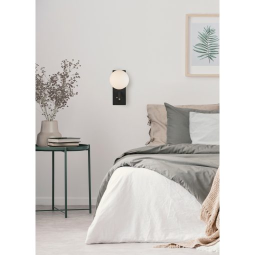 Kin Wall Lamp 16/8169 Textured Black/Opal, LED 8W 2700K 370lm + 3W 2700K 285lm, CRI90 CL.I, Integrated LED, With USB, USB-C, Adjustable
