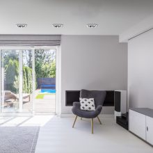Flush-mounted luminaire Plaza 1xGU10 AR111 Biała